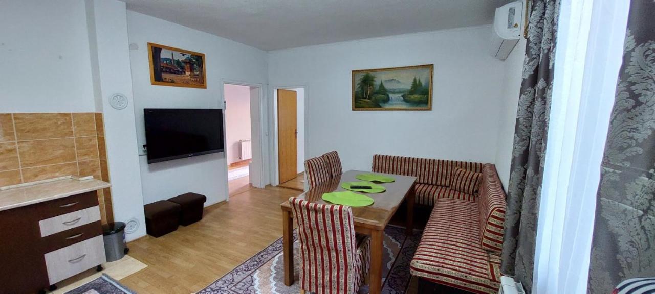 Appartamento Melaaj Hill SJJ Esterno foto
