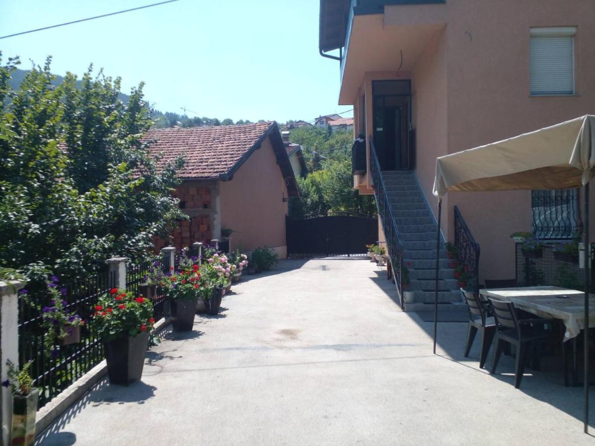 Appartamento Melaaj Hill SJJ Esterno foto