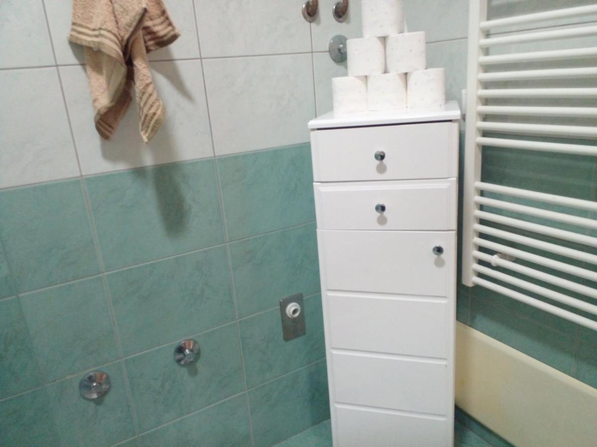 Appartamento Melaaj Hill SJJ Esterno foto